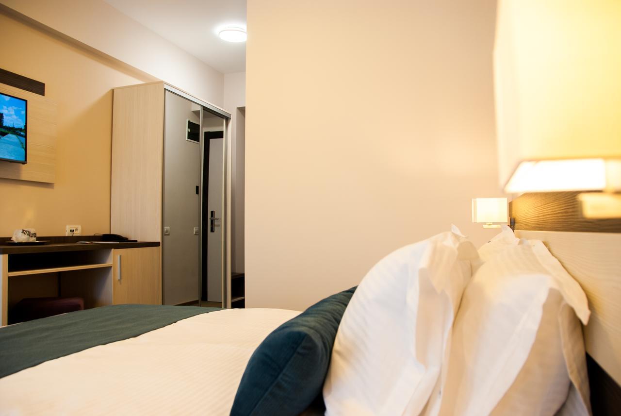 Milano Blue Mamaia Hotel ภายนอก รูปภาพ